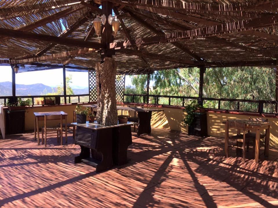 Agriturismo E Antica Fattoria Matteu Bed & Breakfast Teulada Dış mekan fotoğraf